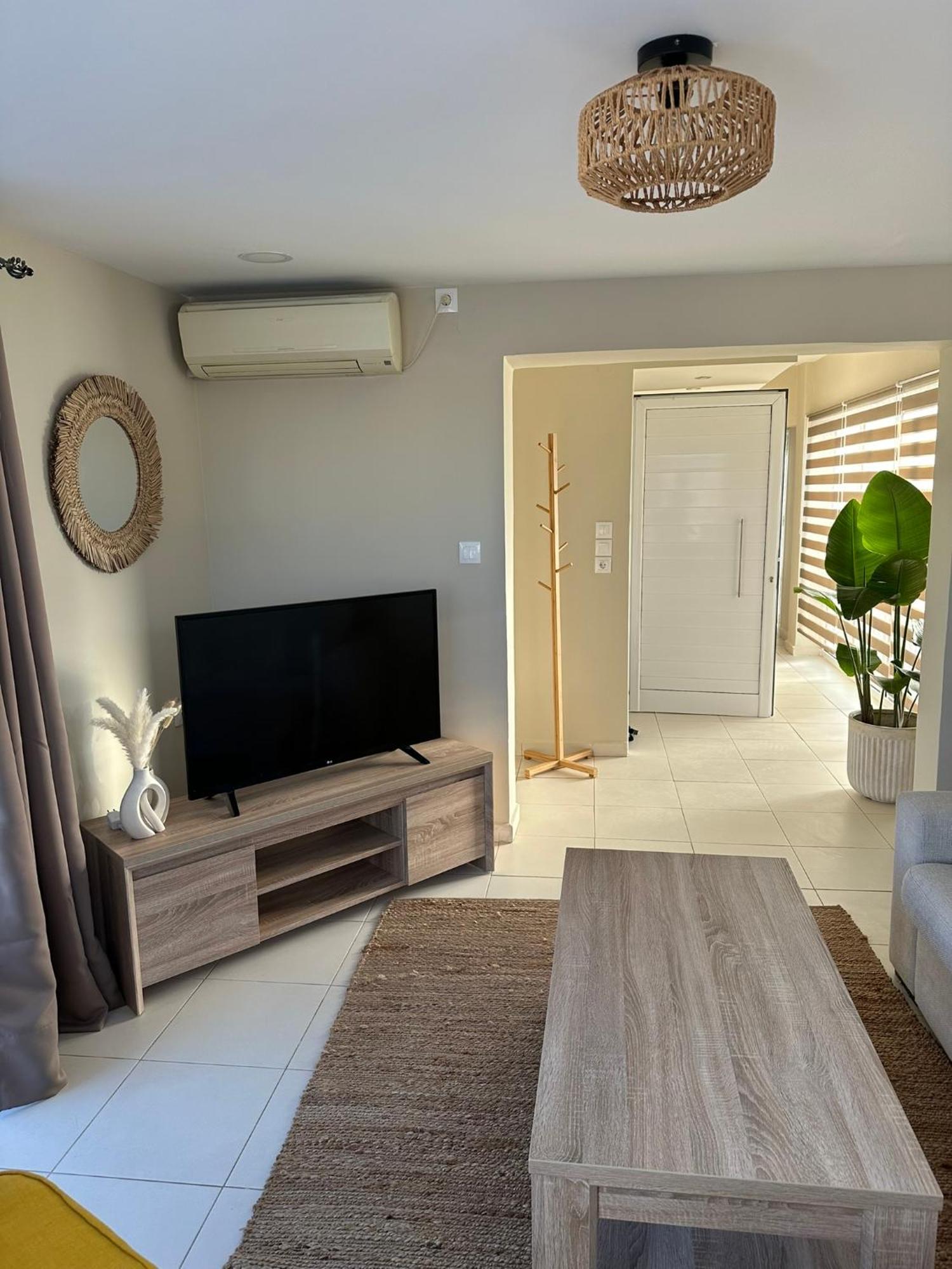 Filoxenia City Apartment Закинтос Экстерьер фото